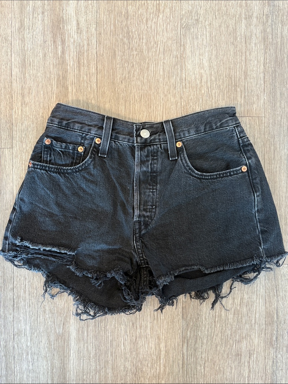 Levi's 501 High Waisted Shorts in Black Size 25